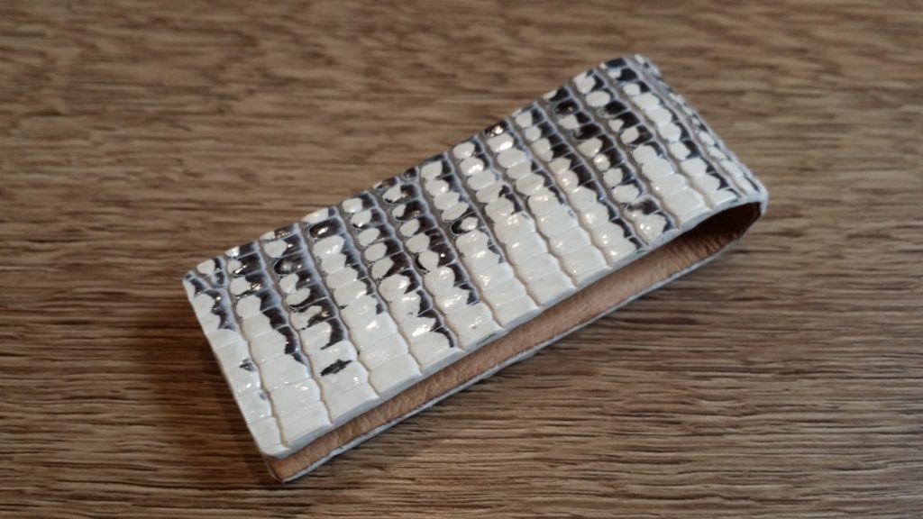 自作ビリヤードマグネットチョークホルダー