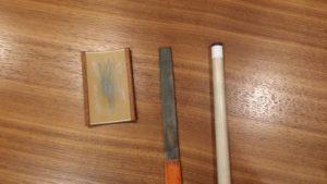 タップを削るやすり、細いのと広いのどっちがいい？