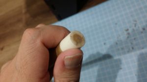 タップの残りかすの削り落としが完了した状態